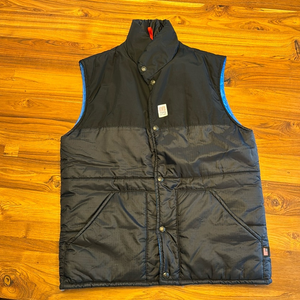 Topo designs black vest